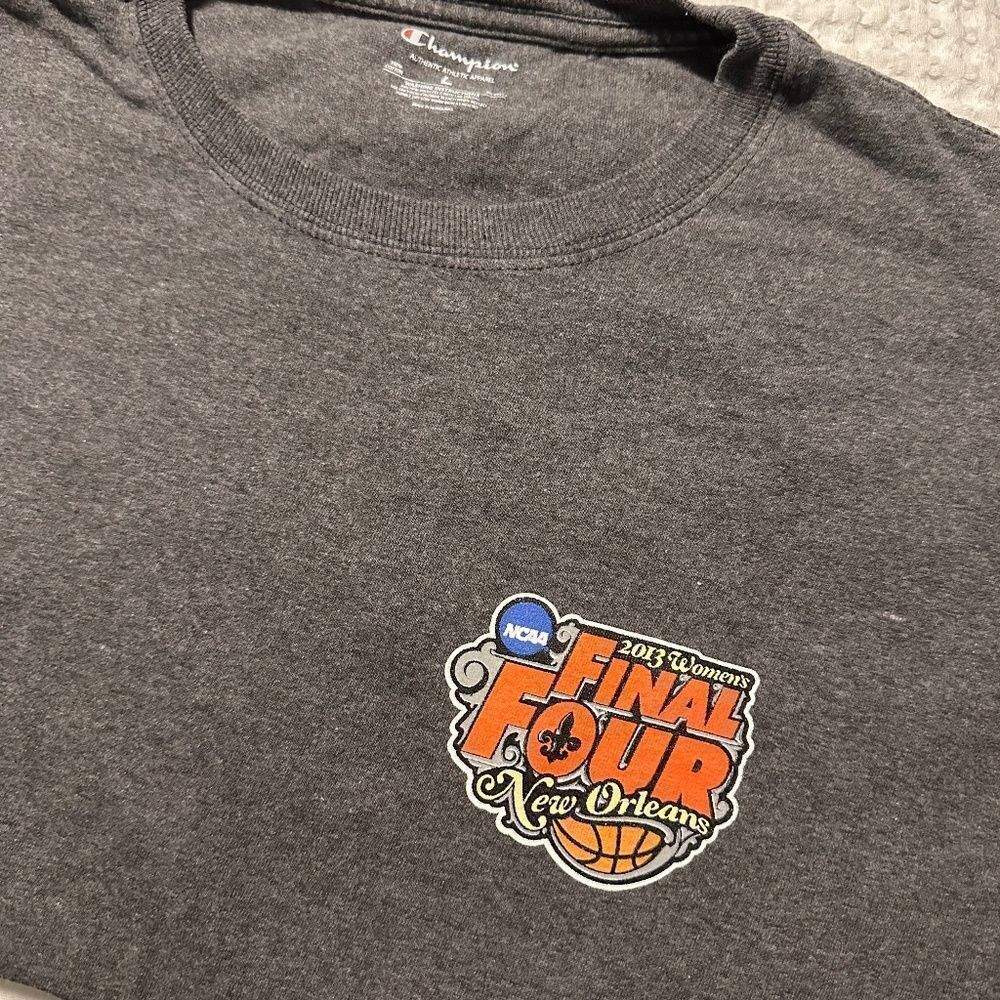 NCAA Womens Final Four Tee Size Large